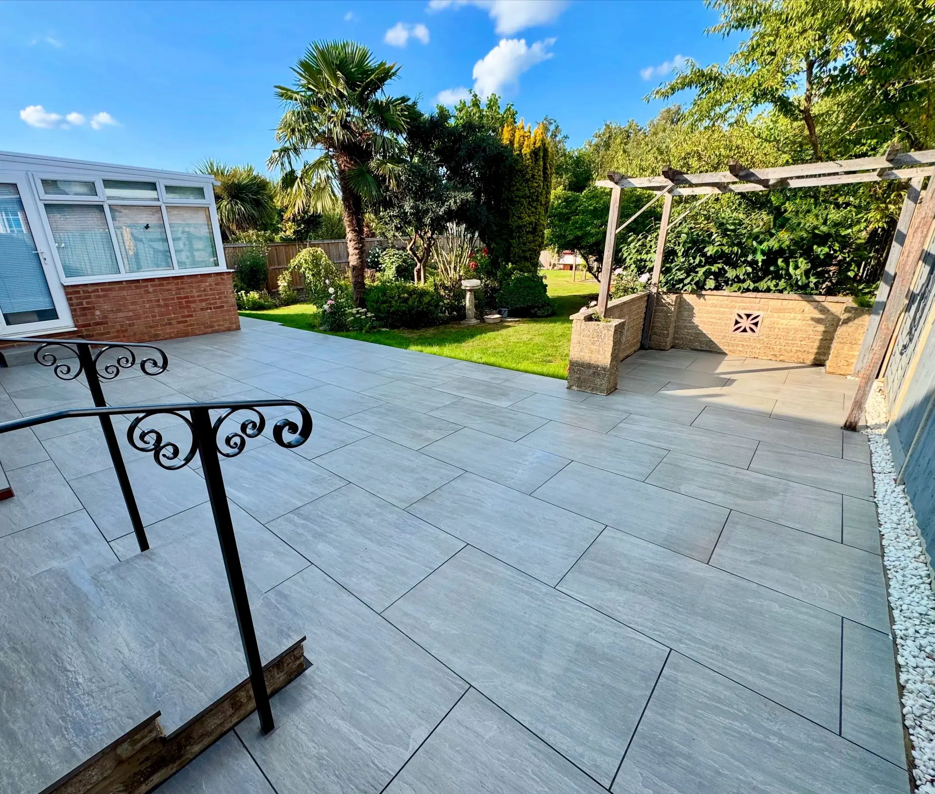 Porcelain paving contractor in Rye, Ashford and Folkestone
